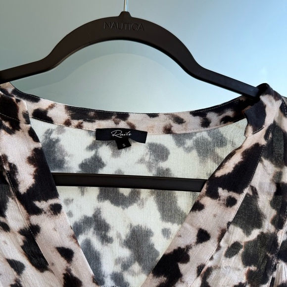 Rails Fable Top - Picture 3 of 4